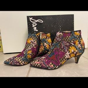 Sam Edelman Kinsey multi floral lace booties